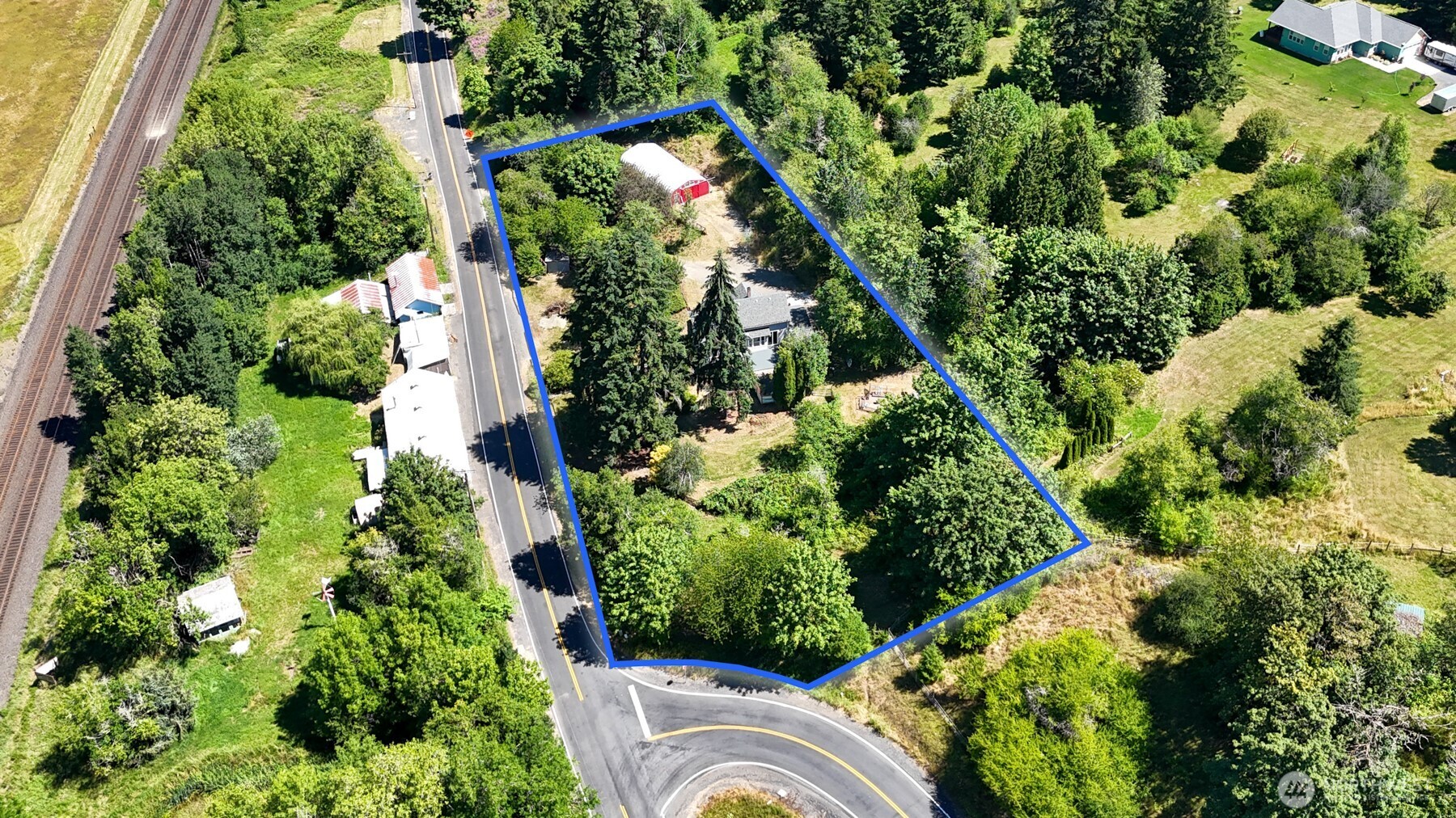 1313 Ferrier Road Property Photo 33