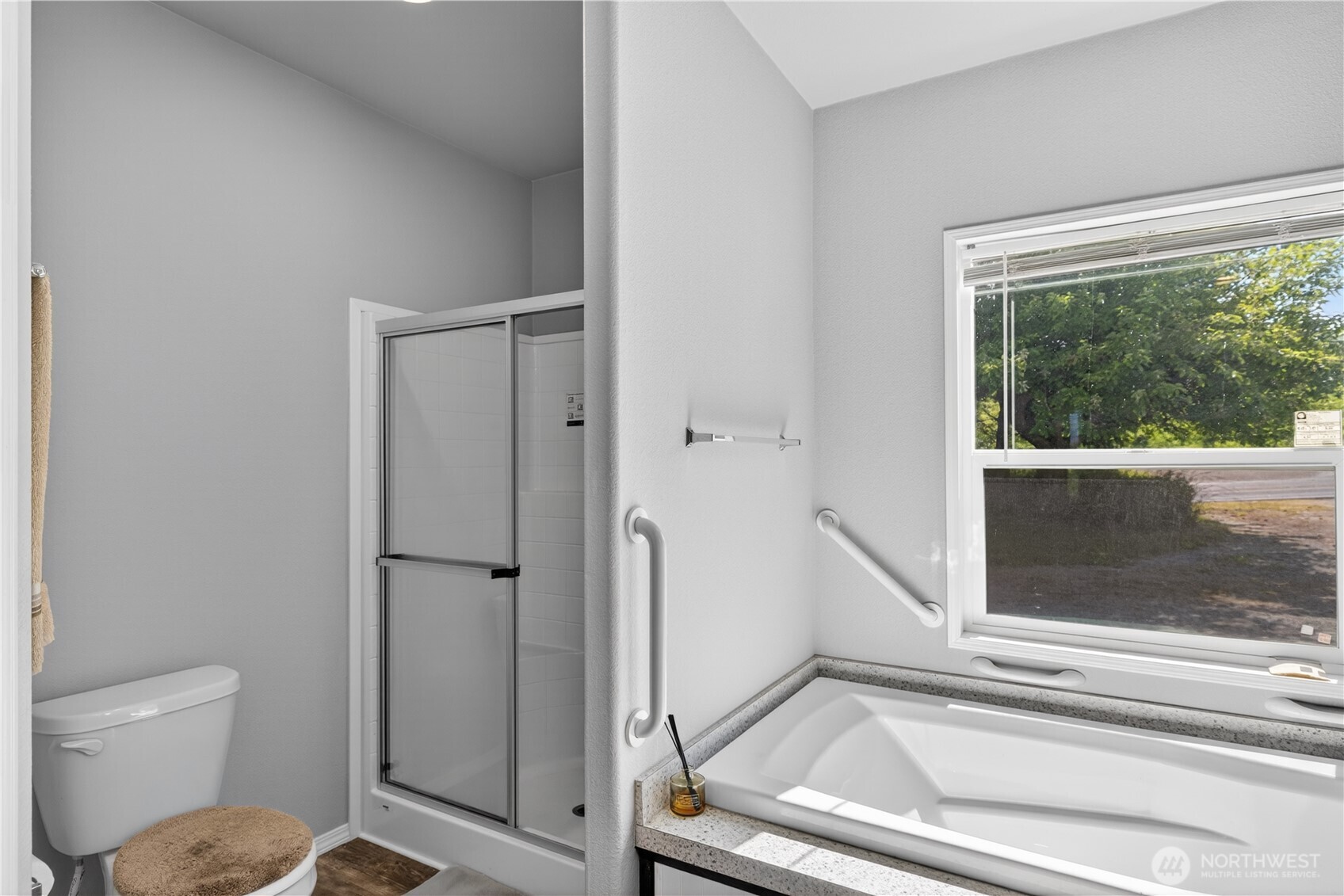 3973 Francis Road Property Photo 21