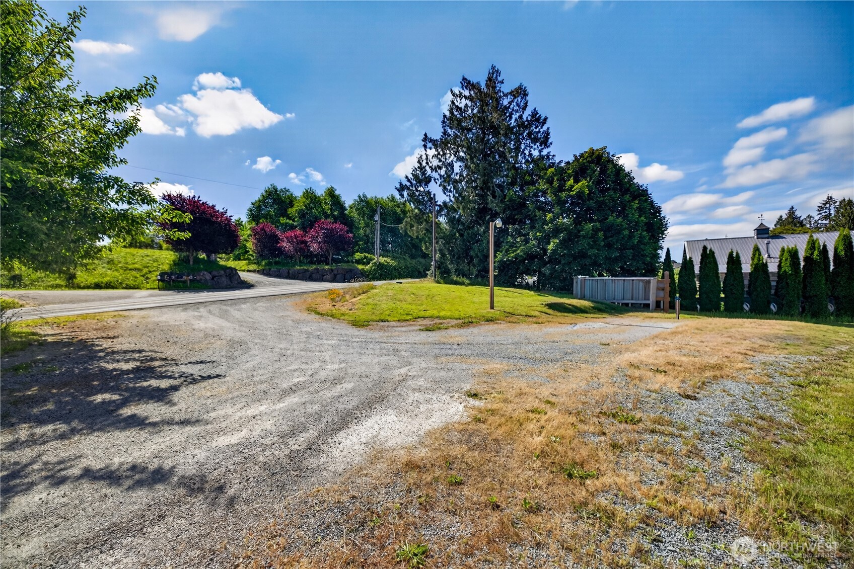 3973 Francis Road Property Photo 34