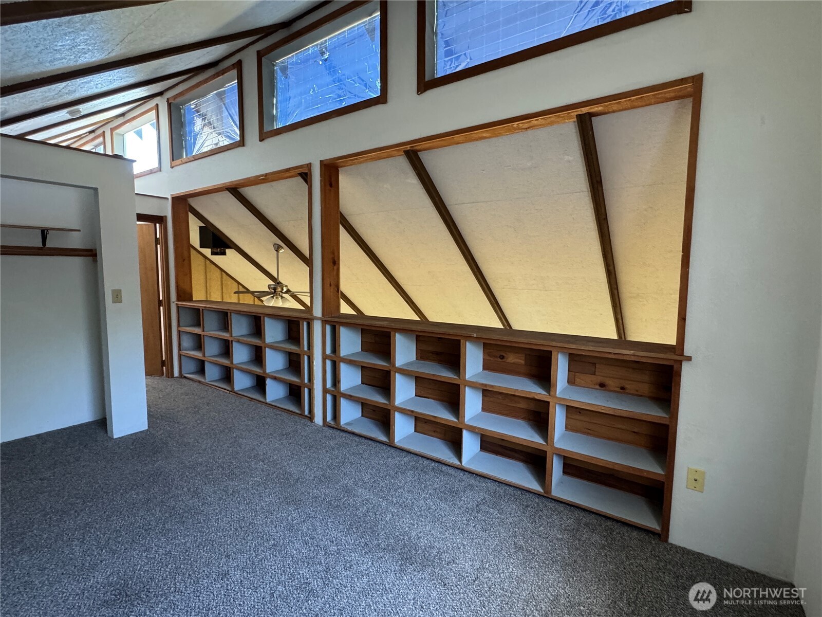 401 W 14th Avenue Property Photo 12