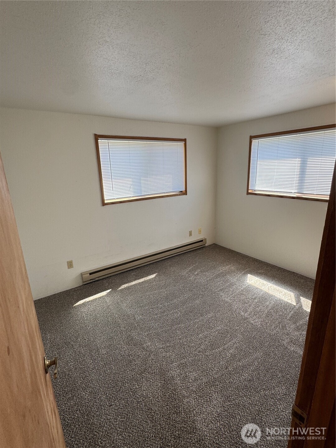 401 W 14th Avenue Property Photo 15