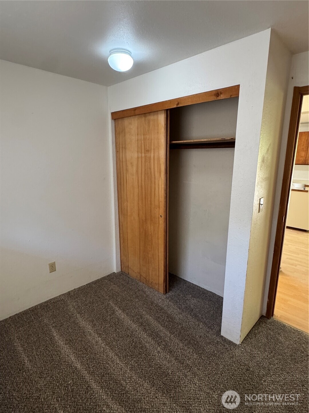 401 W 14th Avenue Property Photo 16