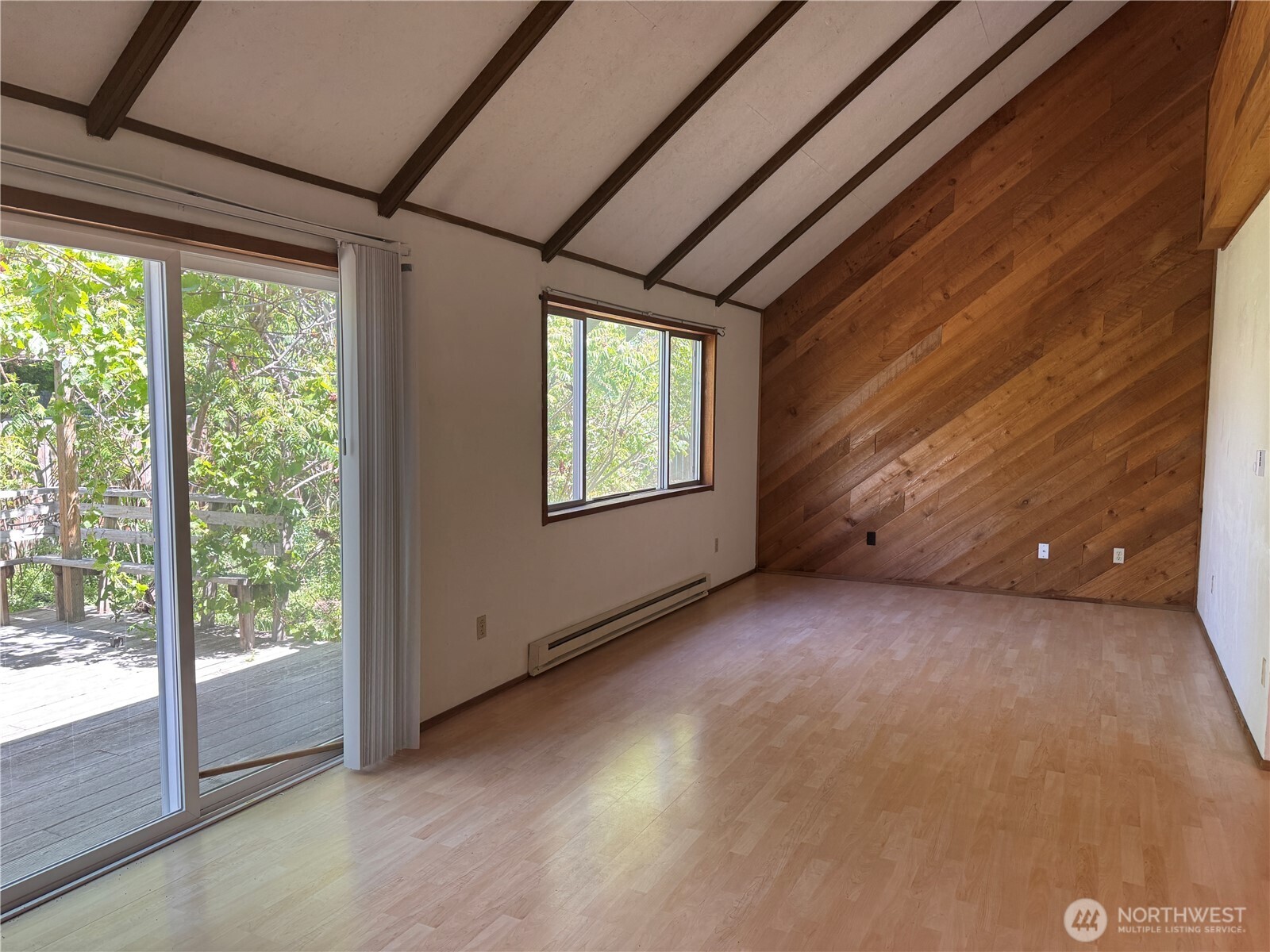 401 W 14th Avenue Property Photo 22