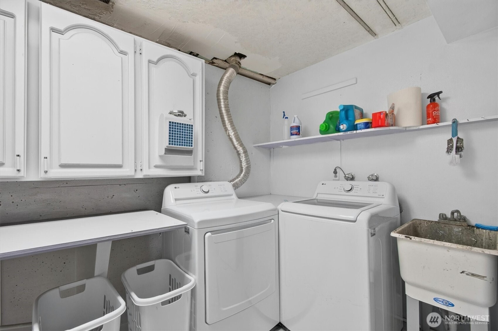 2678 Maplewood Drive Property Photo 25