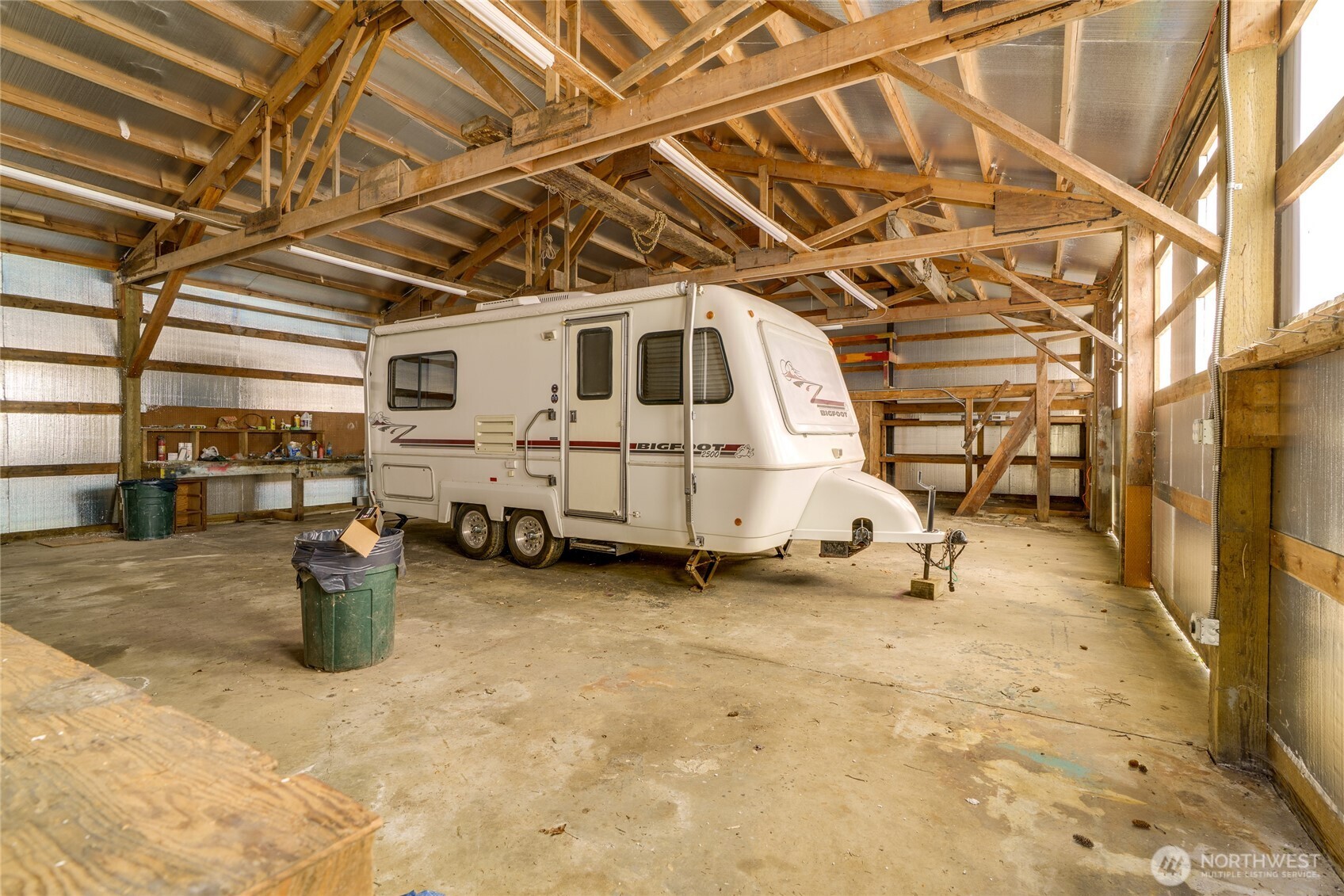 830 Bussone Ln Property Photo 6