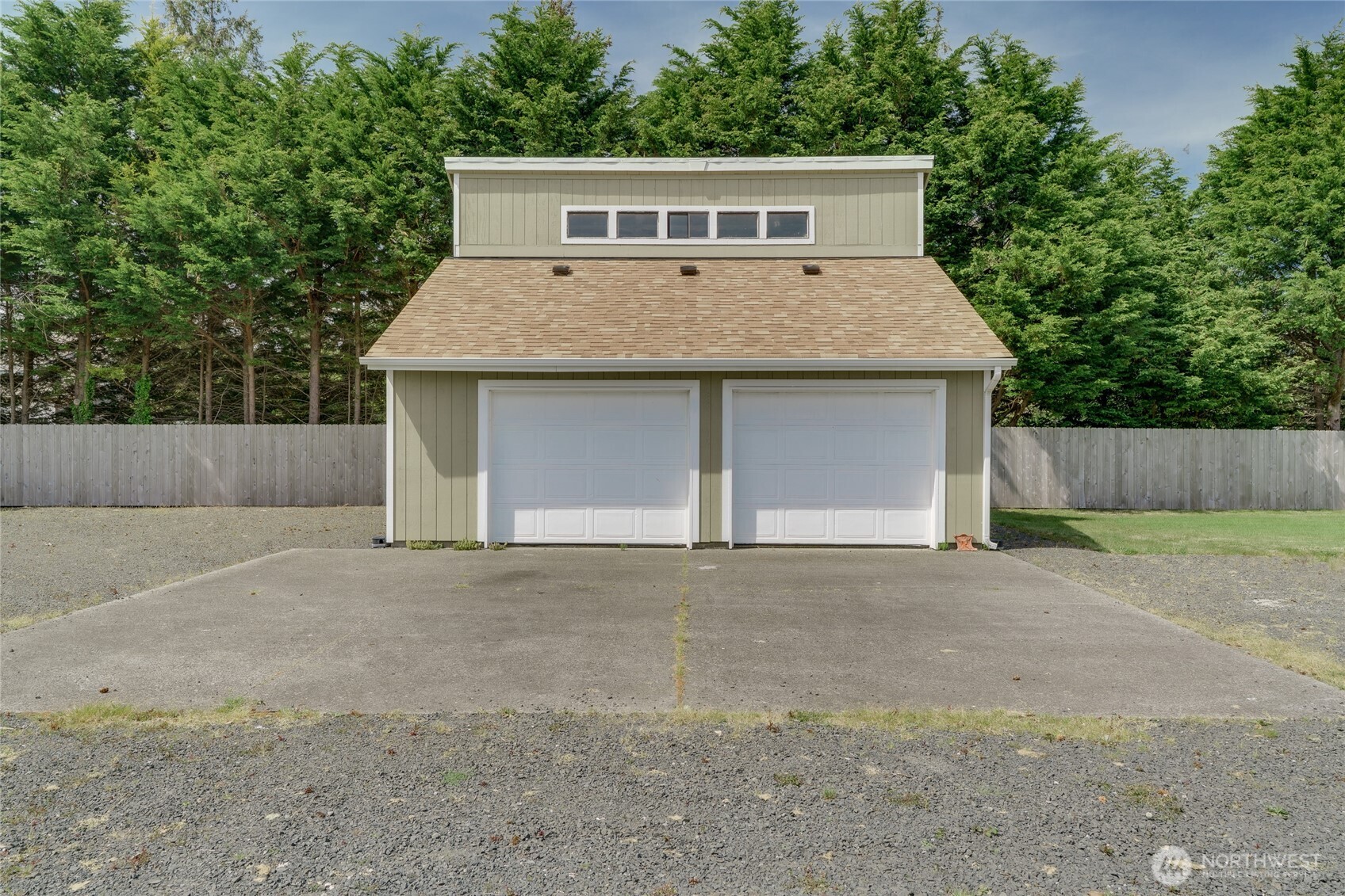 830 Bussone Ln Property Photo 7