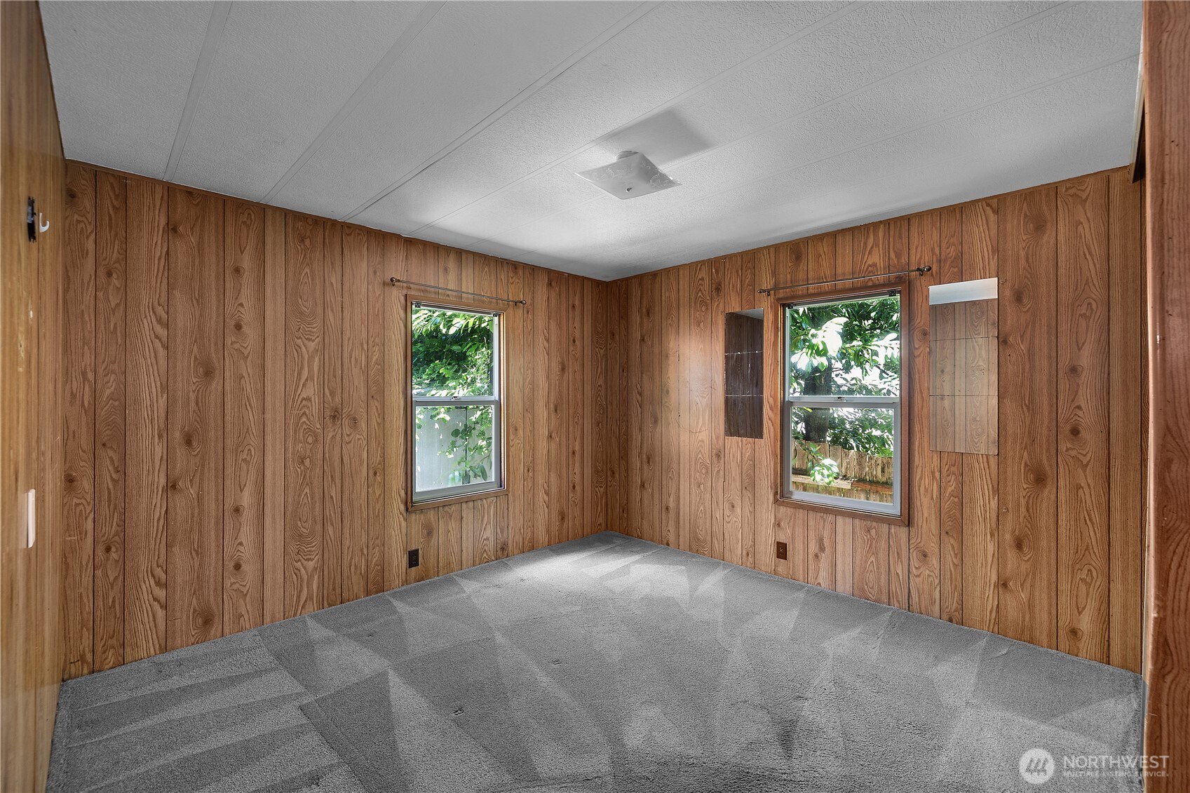 9840 Channel Drive Property Photo 11