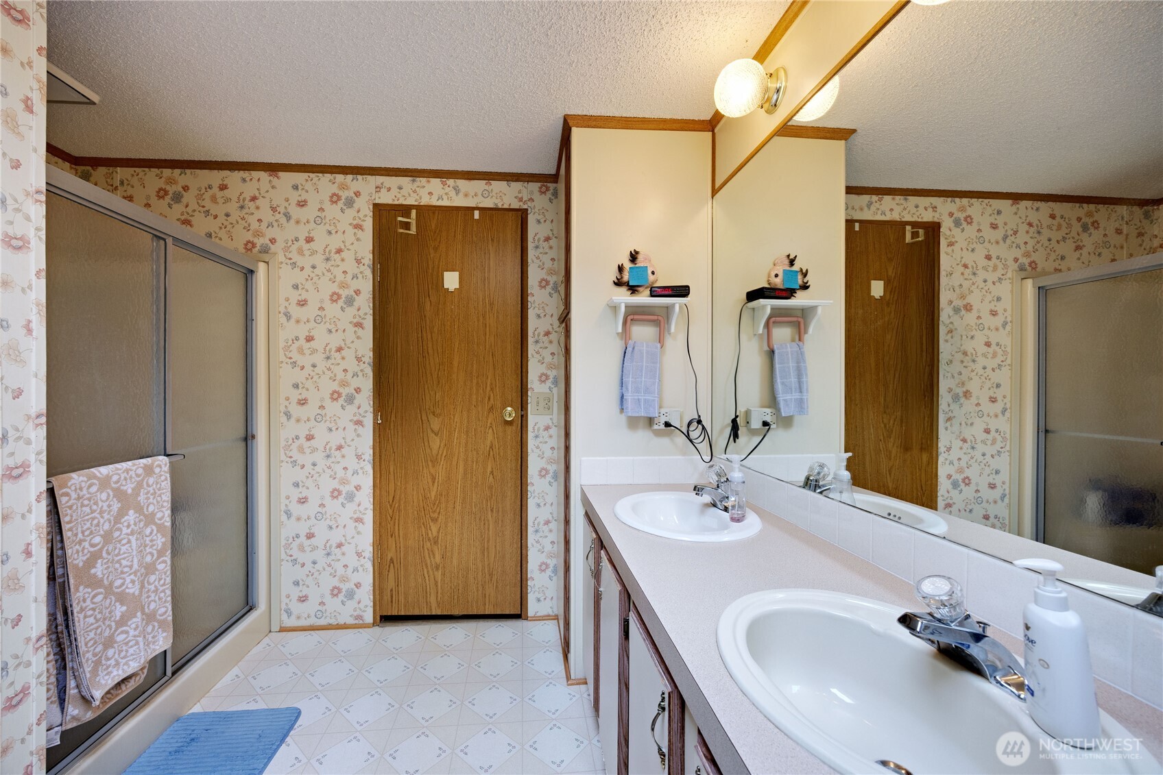 574 Nw Silver Glen Lane 41 Property Photo 15