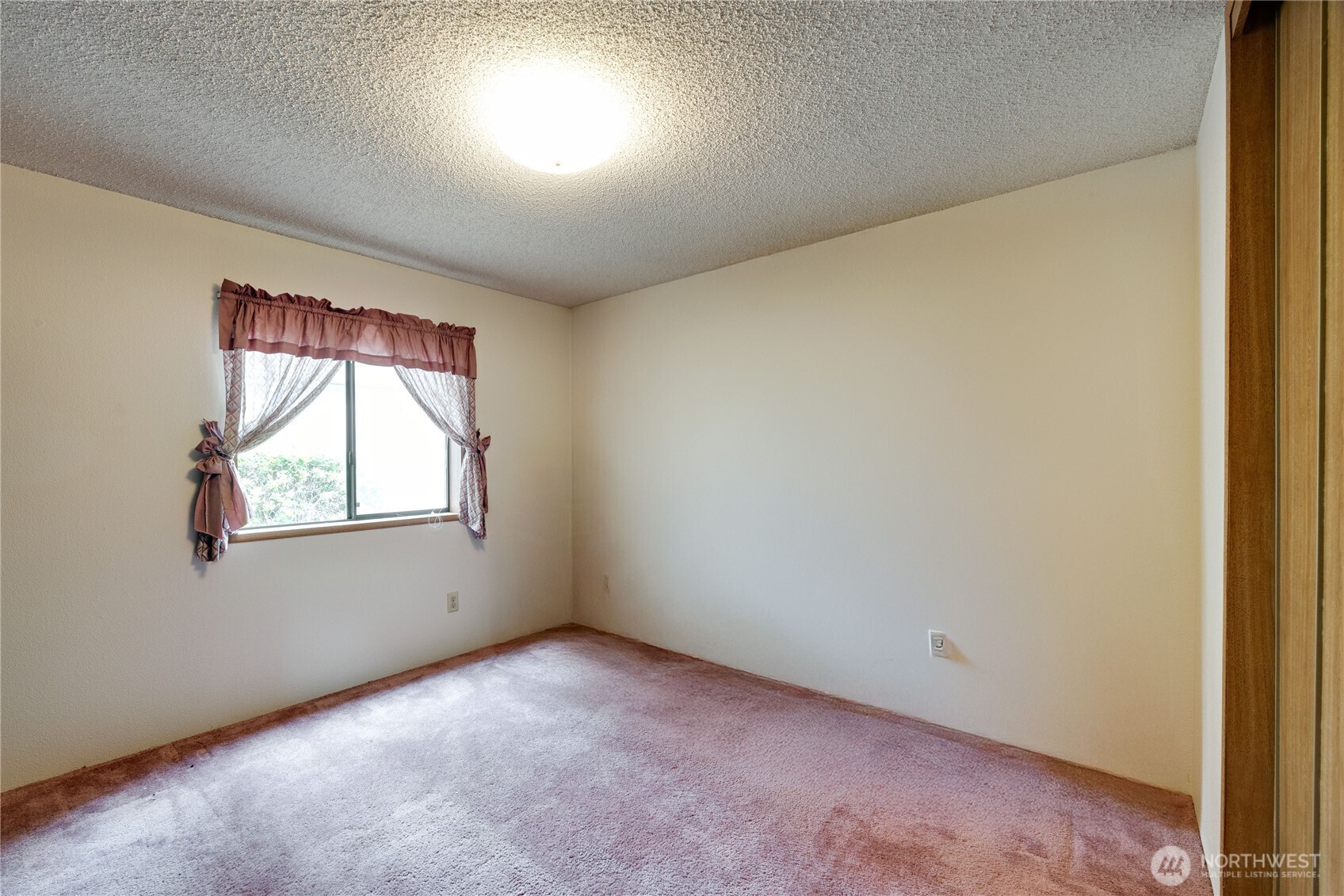 574 Nw Silver Glen Lane 41 Property Photo 16