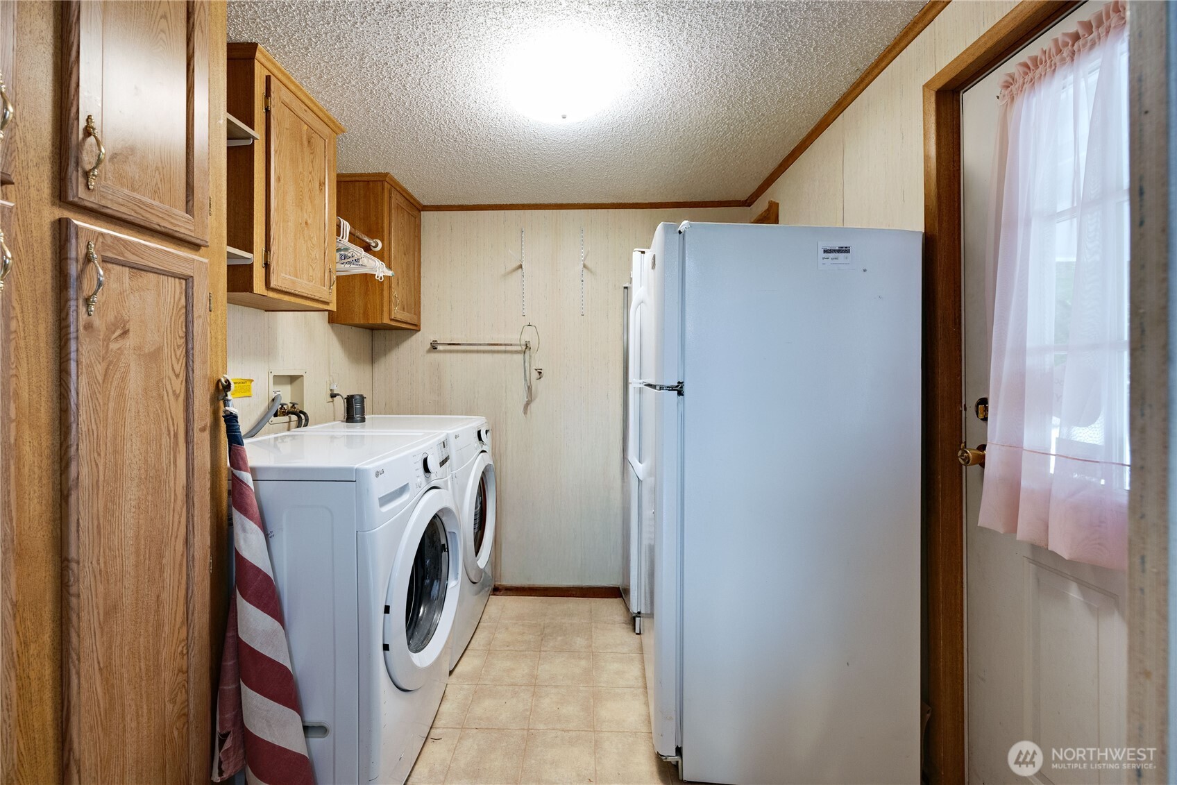 574 Nw Silver Glen Lane 41 Property Photo 18