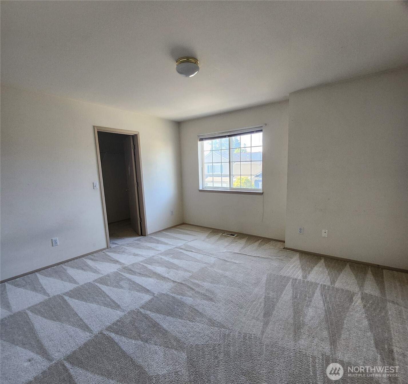 1905 98th Street 2 Property Photo 6