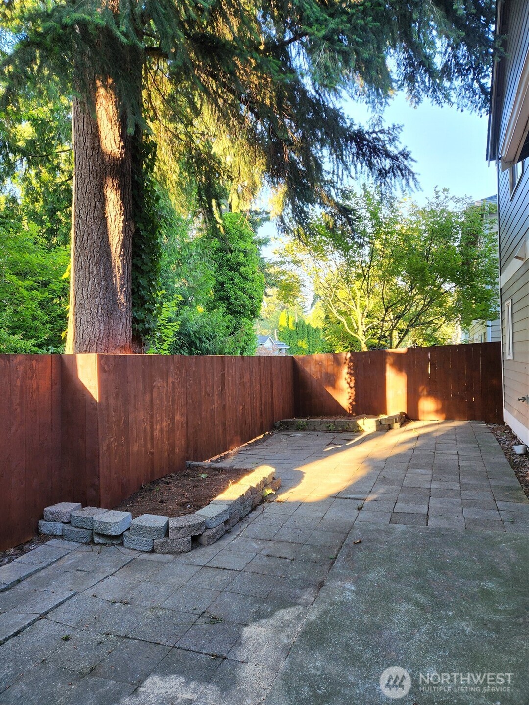 1905 98th Street 2 Property Photo 7