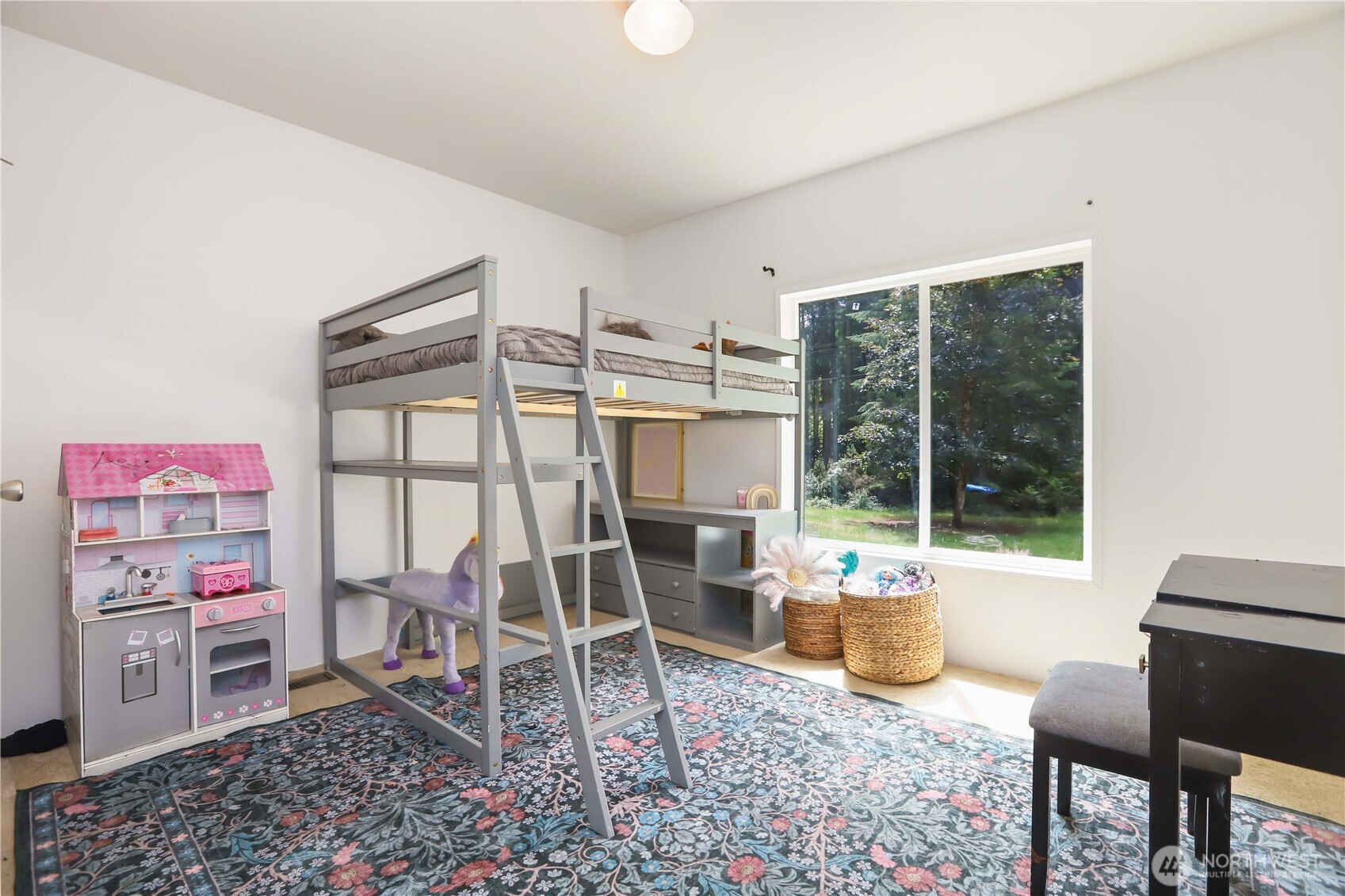 2811 Andreason Road Property Photo 14