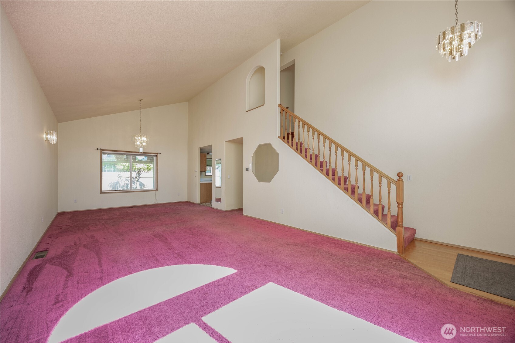 711 Ne 175 Avenue Property Photo 8