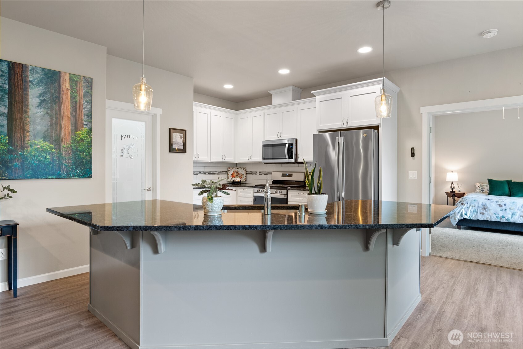 175 Shoreview Drive Property Photo 8
