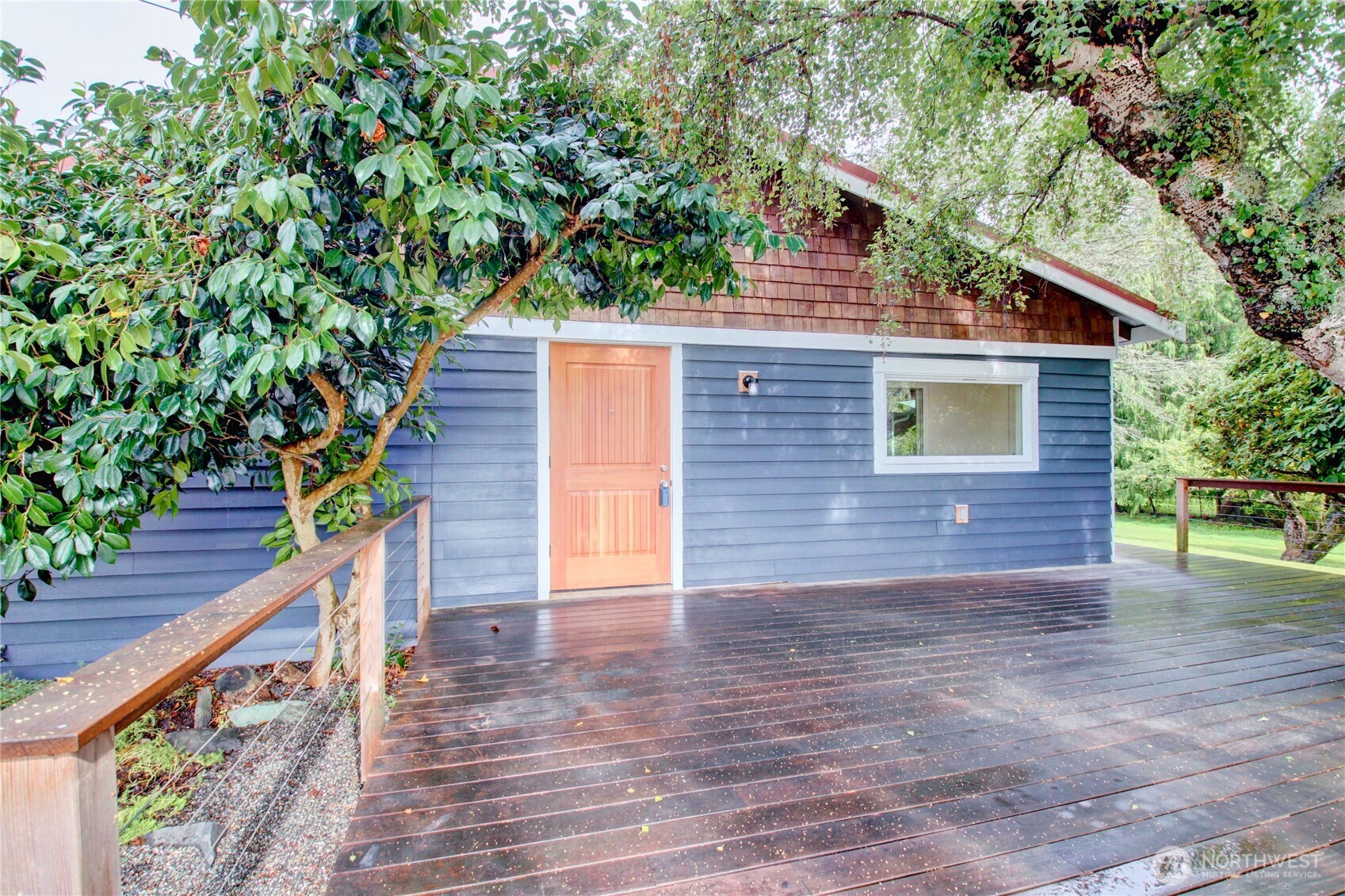 15301 Second Avenue Property Photo 2