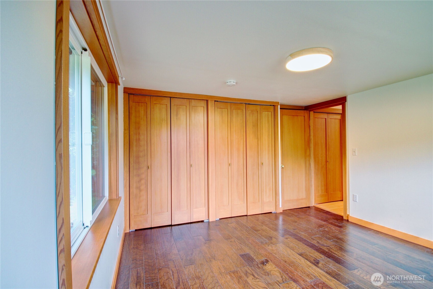 15301 Second Avenue Property Photo 14