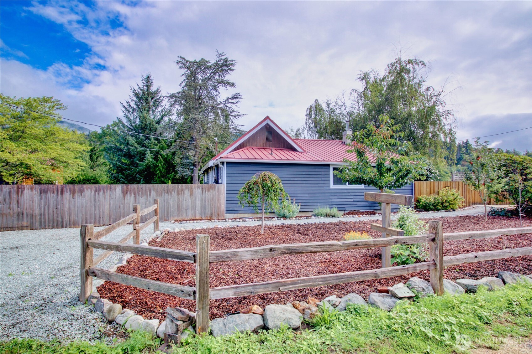 15301 Second Avenue Property Photo 32