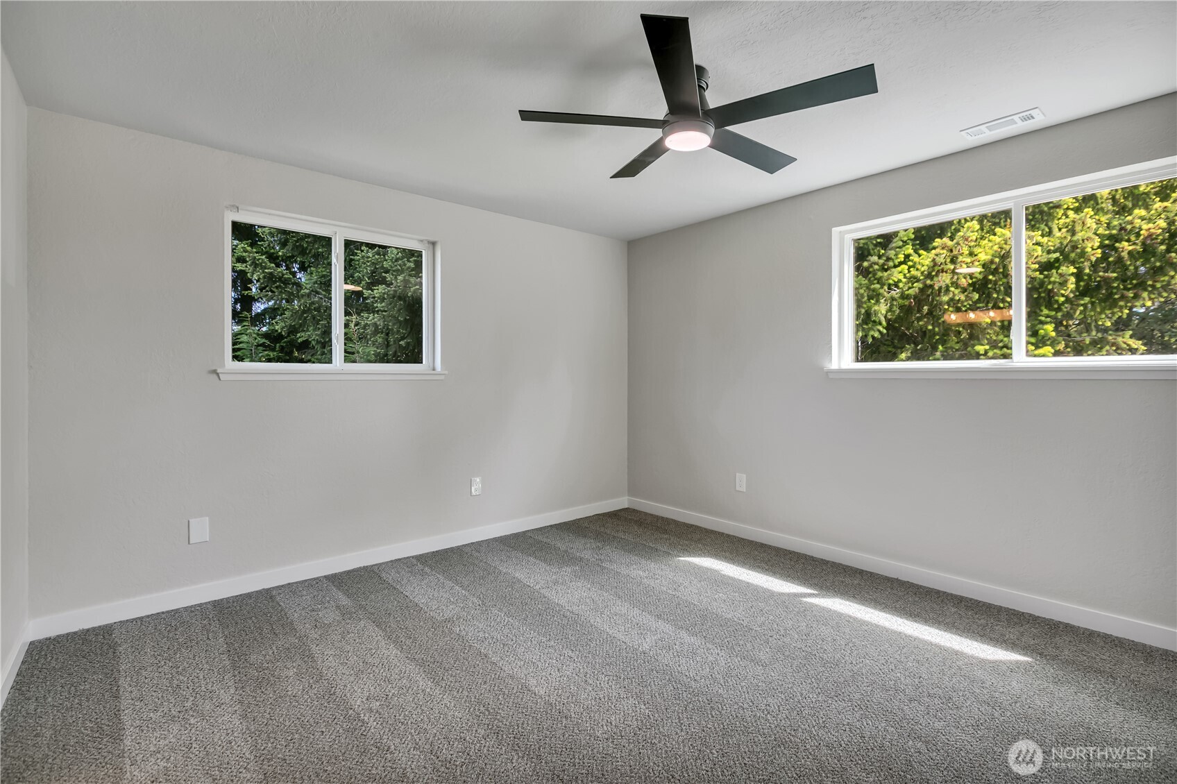 10528 25th Avenue Property Photo 23