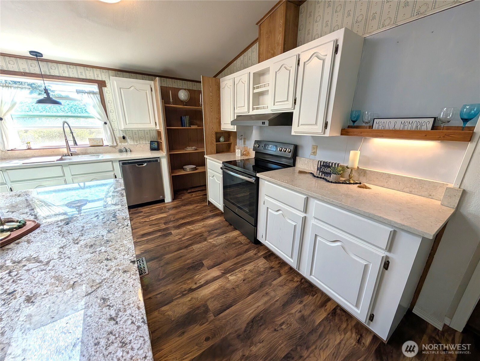 9655 Brookshire Lane Property Photo 10
