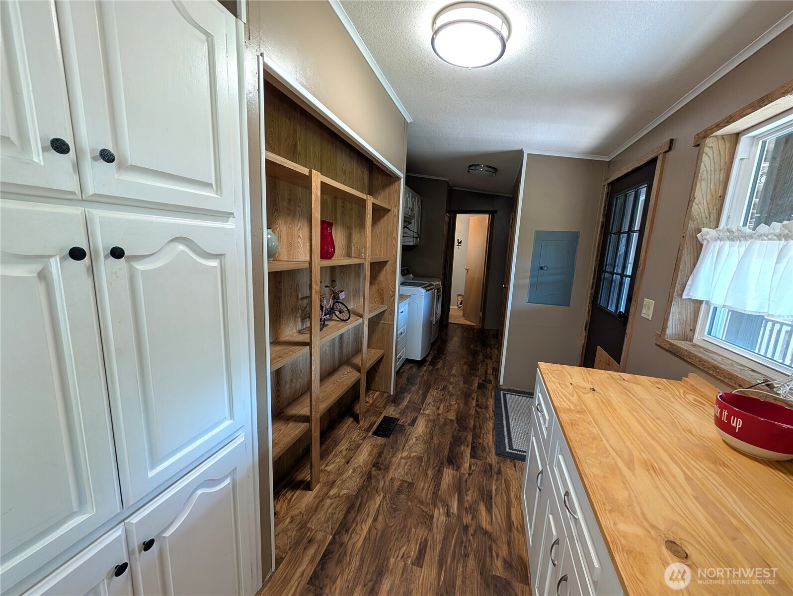 9655 Brookshire Lane Property Photo 13