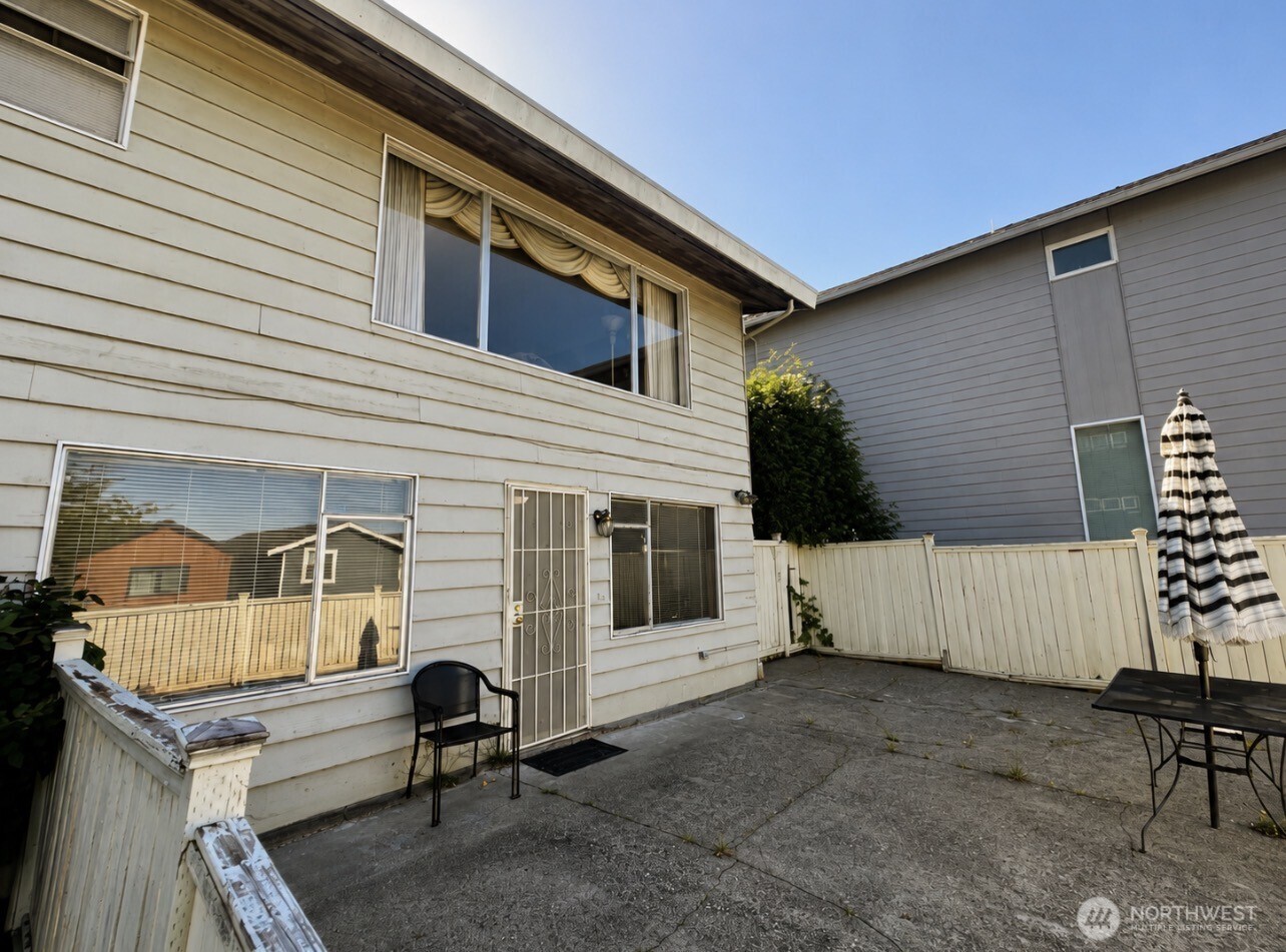 5919 19th Ave S Property Photo 21