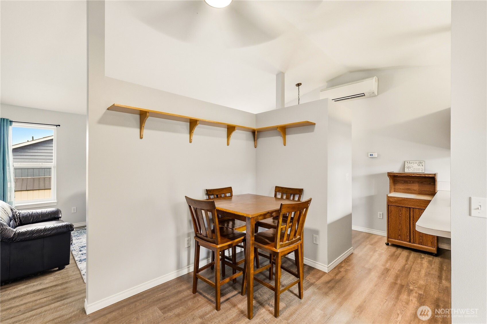 6524 64th Place Property Photo 6