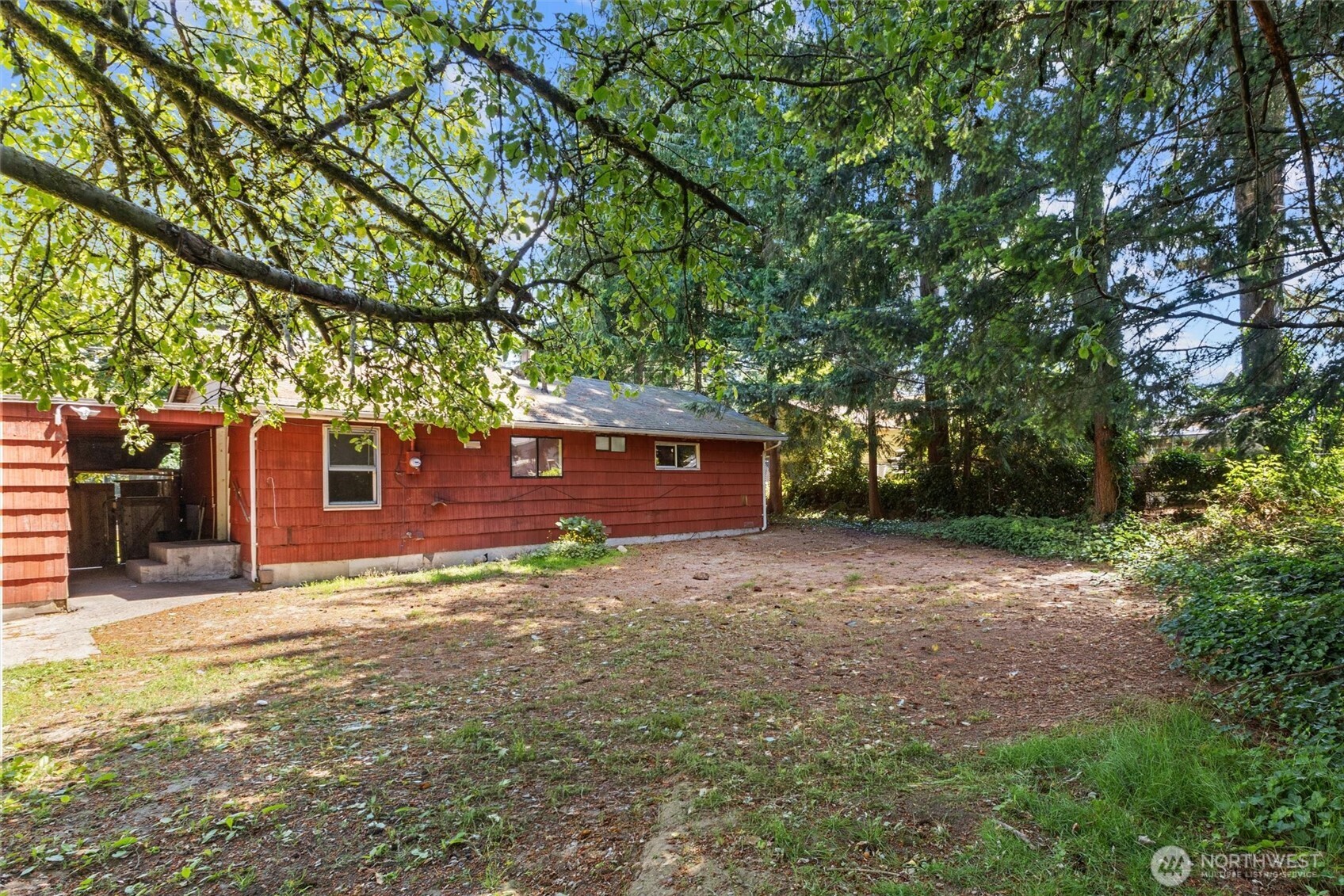 20430 52nd Avenue Property Photo 5