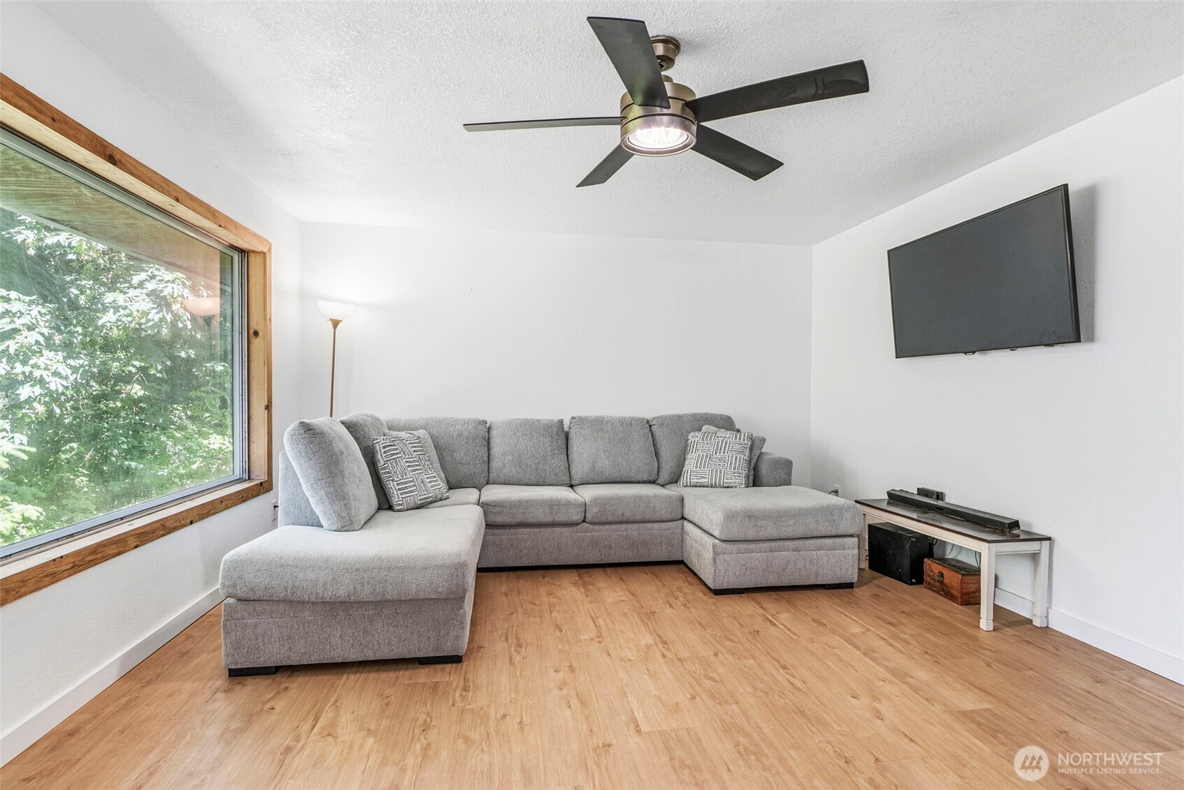 4212 Westside Highway Property Photo 10