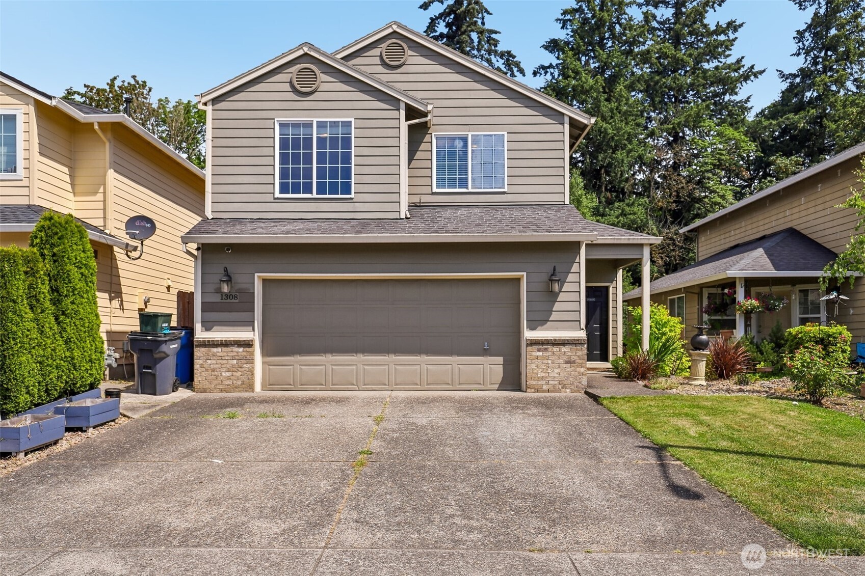 1308 Ne 168th Street Property Photo 2