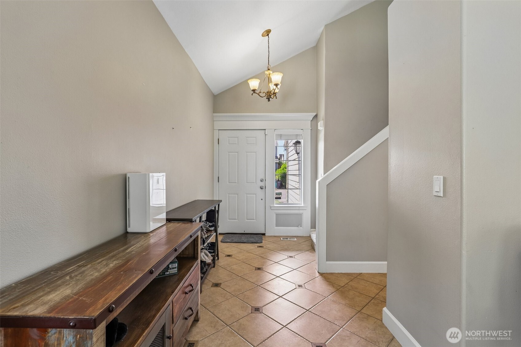 1308 Ne 168th Street Property Photo 4