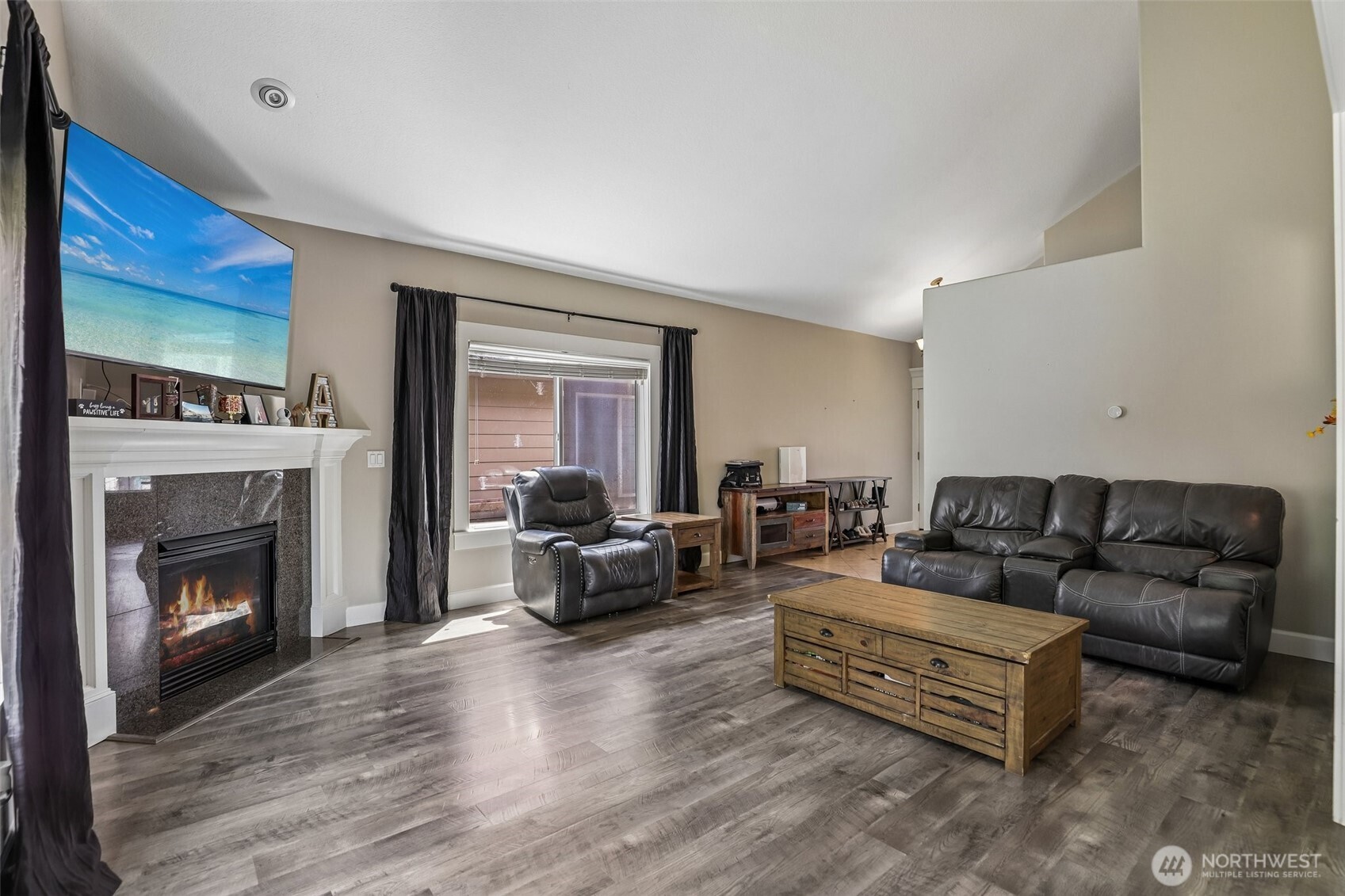 1308 Ne 168th Street Property Photo 6
