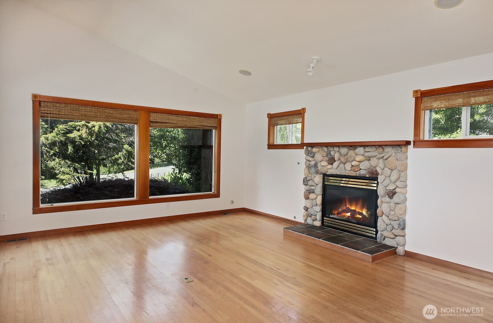 2441 Hillis Drive Property Photo 18