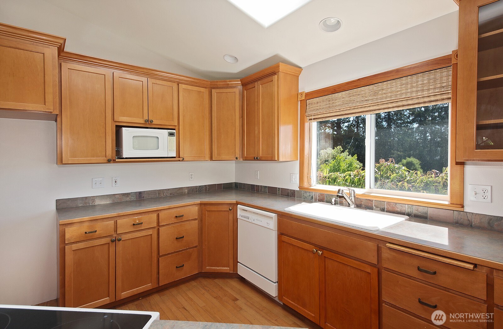 2441 Hillis Drive Property Photo 22