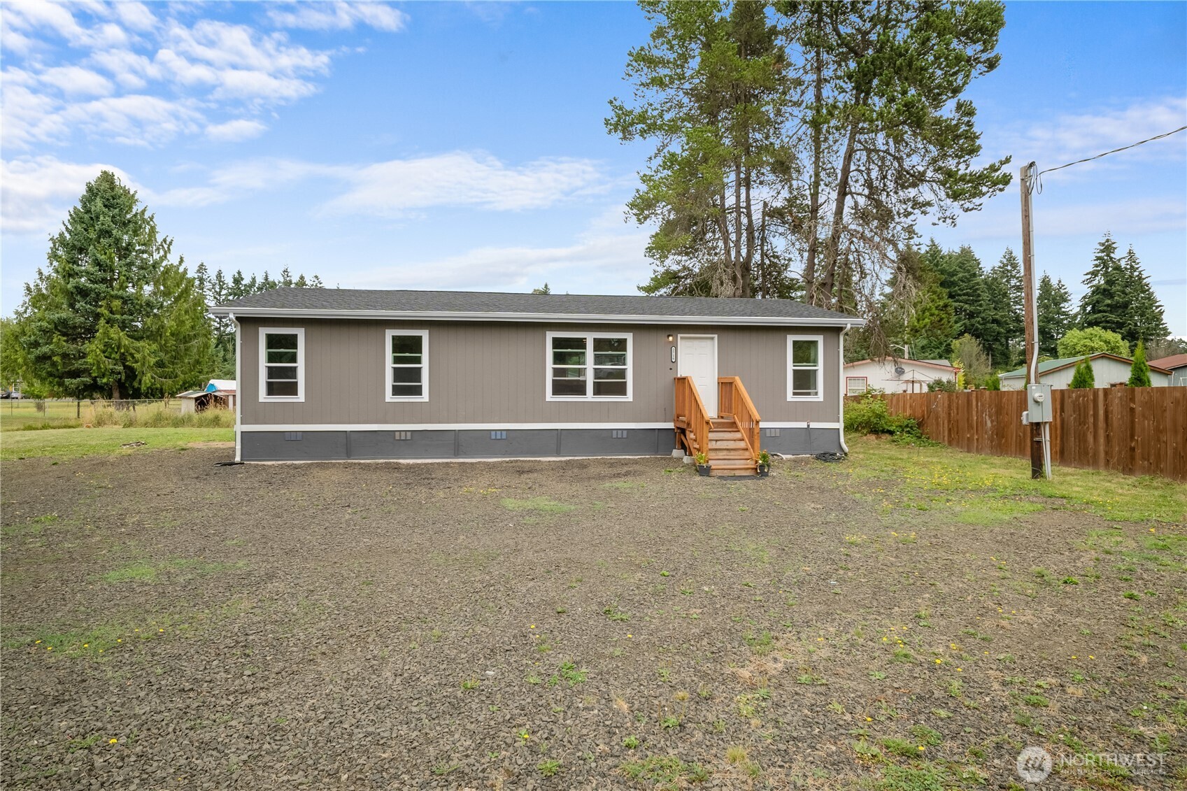 2716 Vantage Avenue Property Photo 2