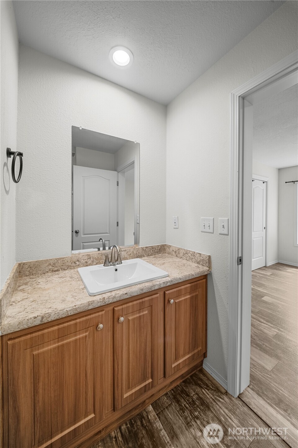 2716 Vantage Avenue Property Photo 15