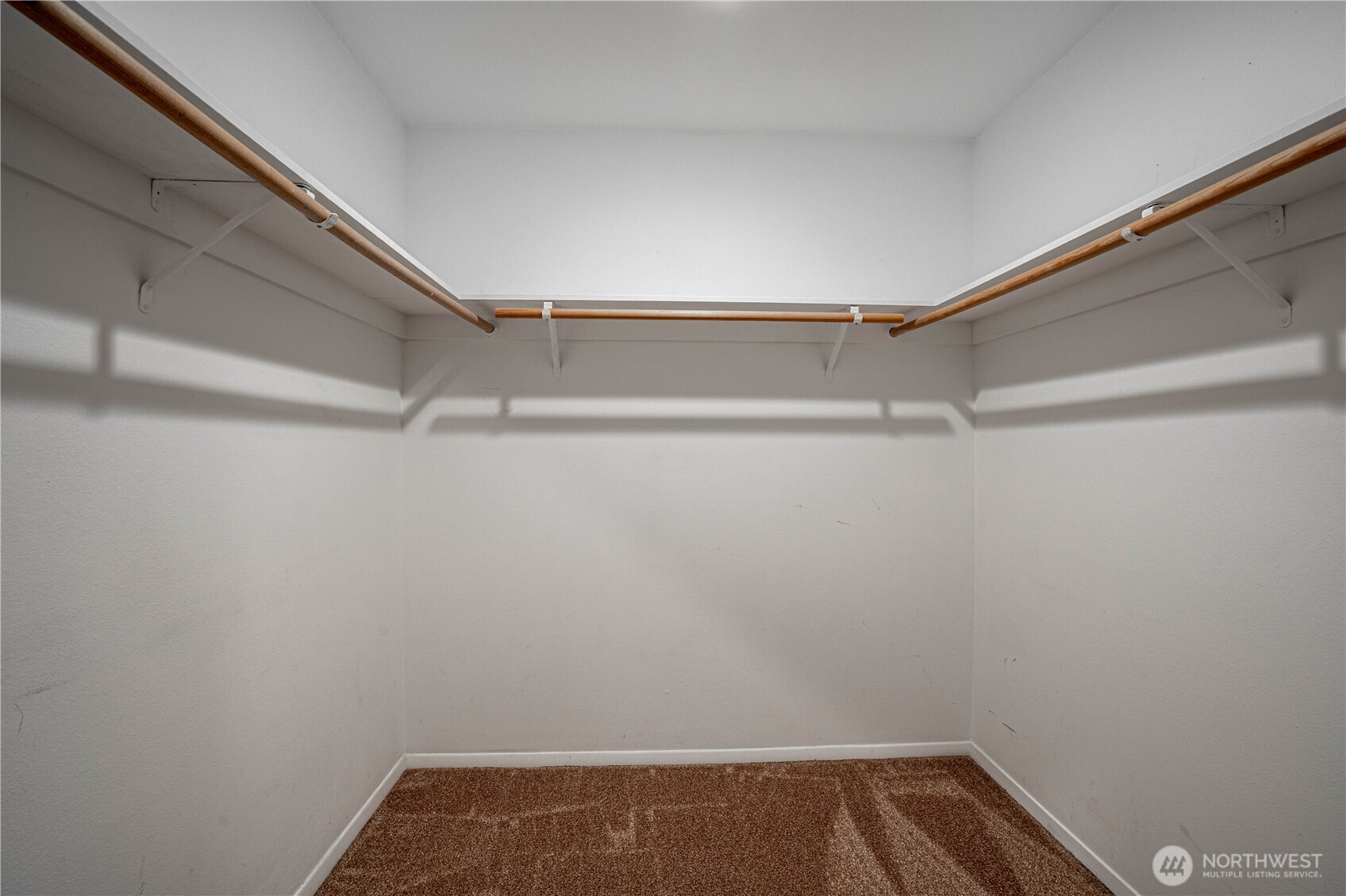 433 W Webster Avenue Property Photo 14