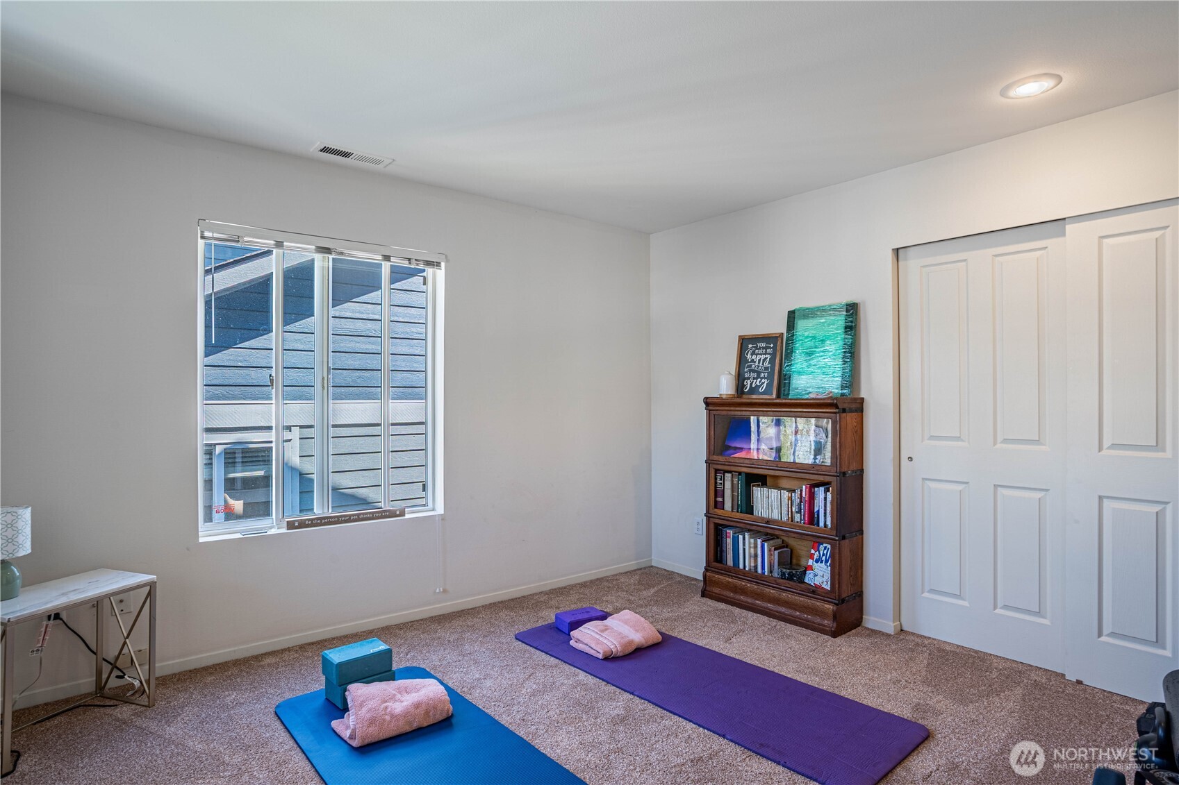 433 W Webster Avenue Property Photo 21