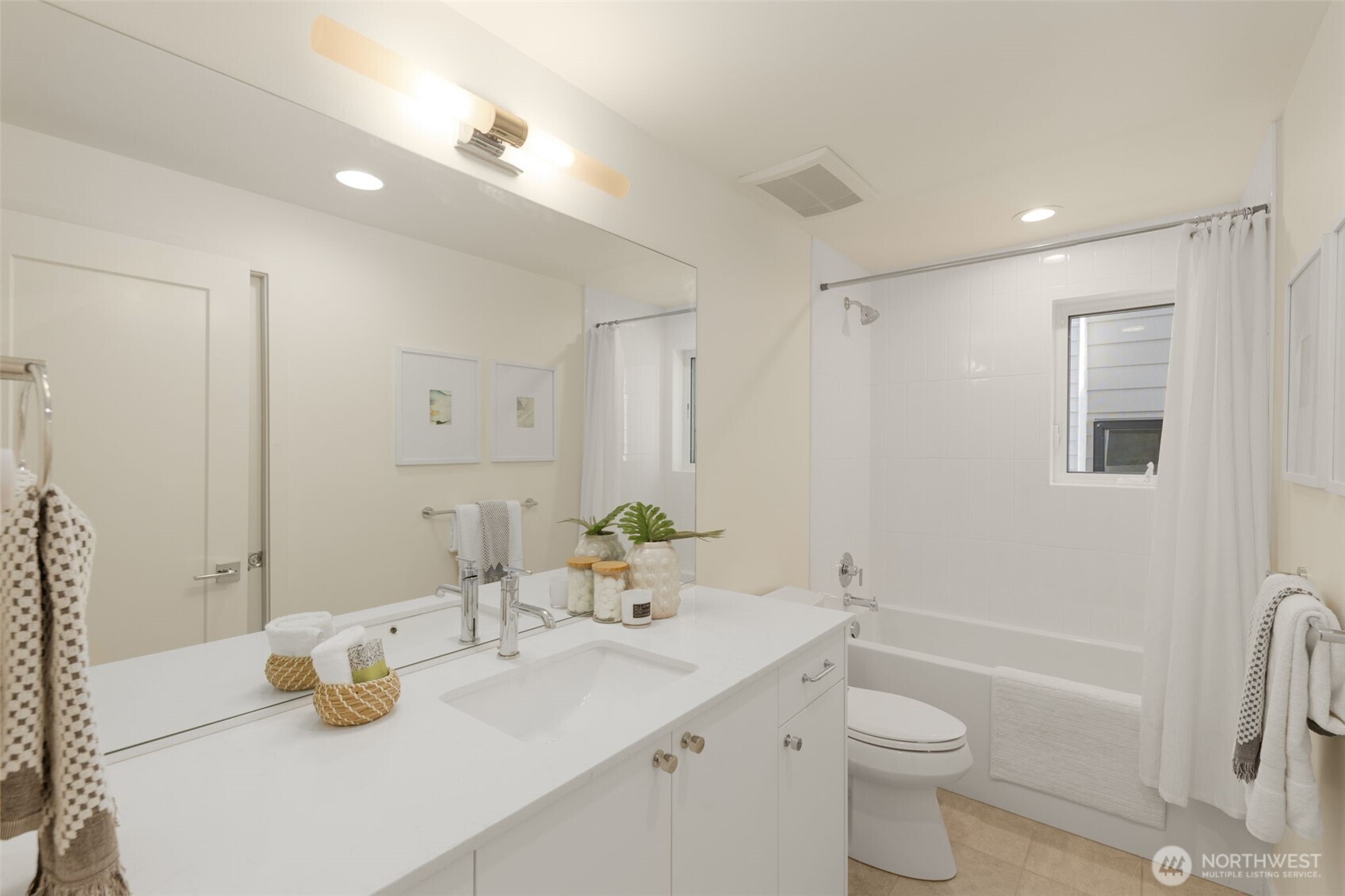 8323 A 12th Avenue Property Photo 17