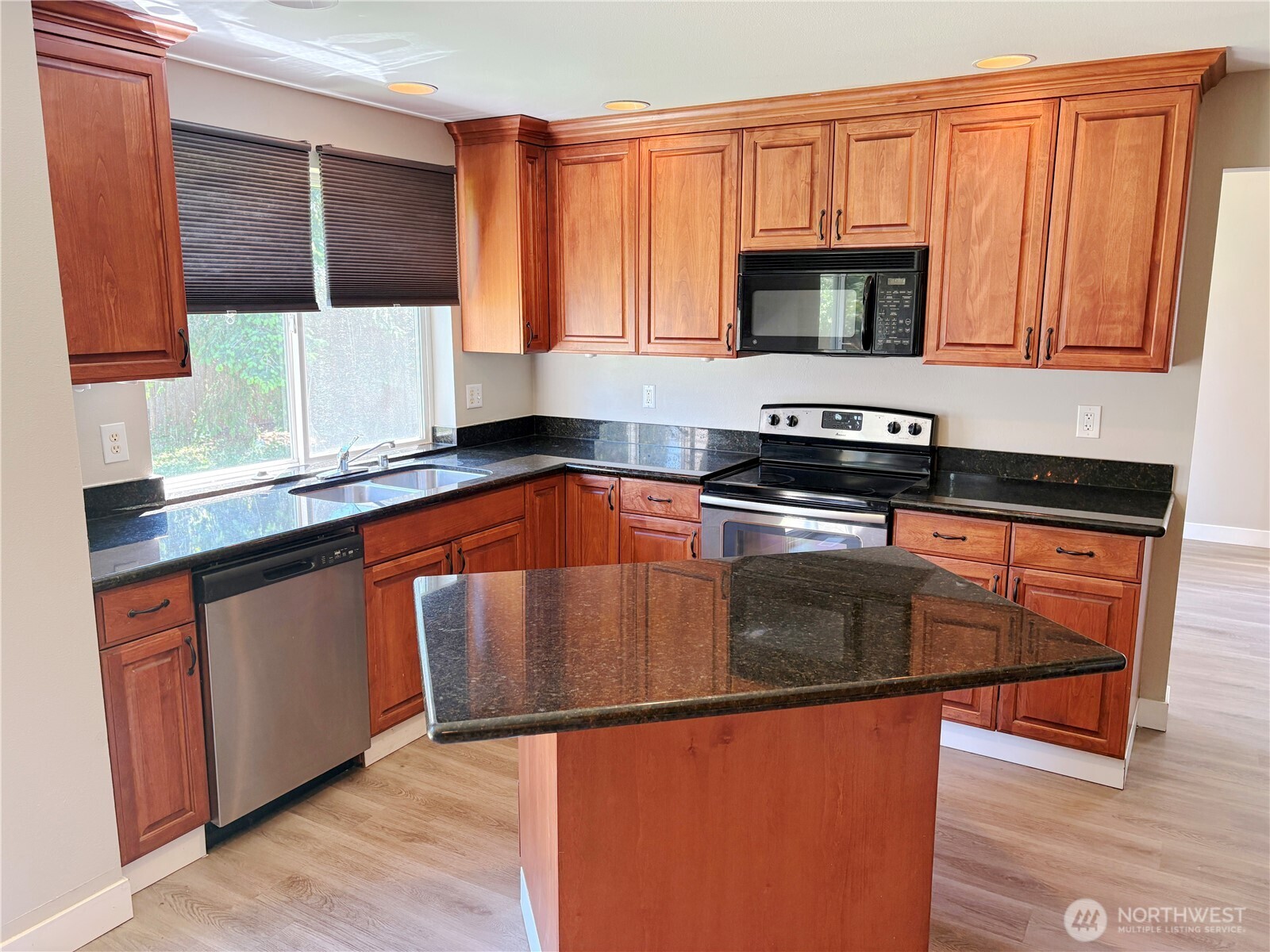 24712 234th Way Property Photo 8