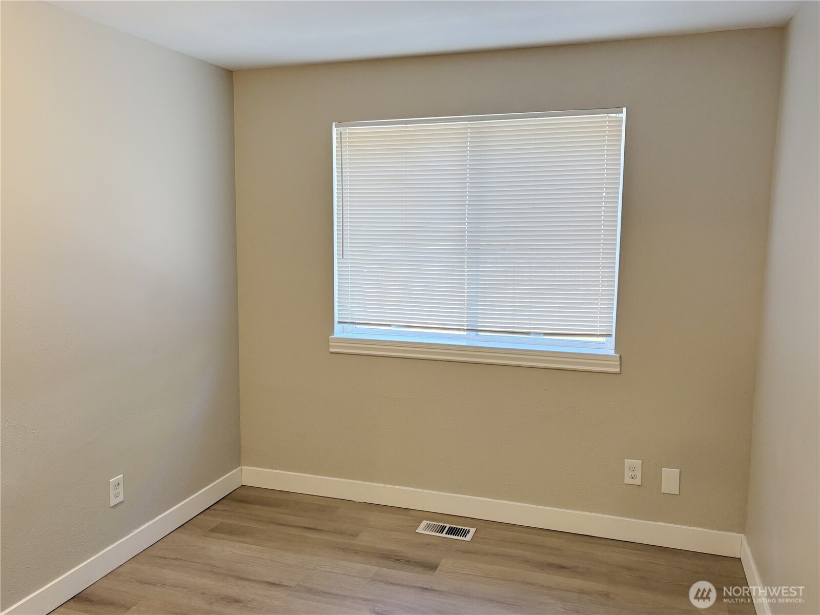 24712 234th Way Property Photo 16