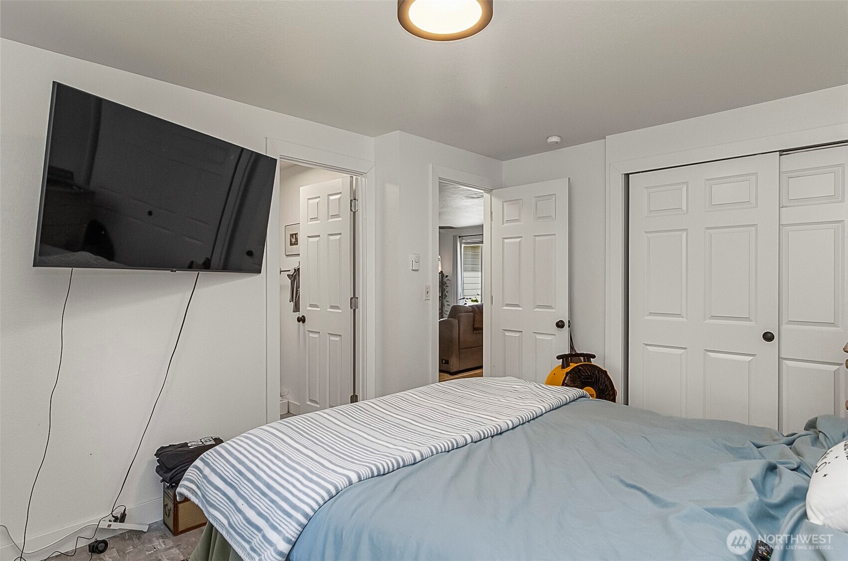 9010 9th Place Property Photo 15