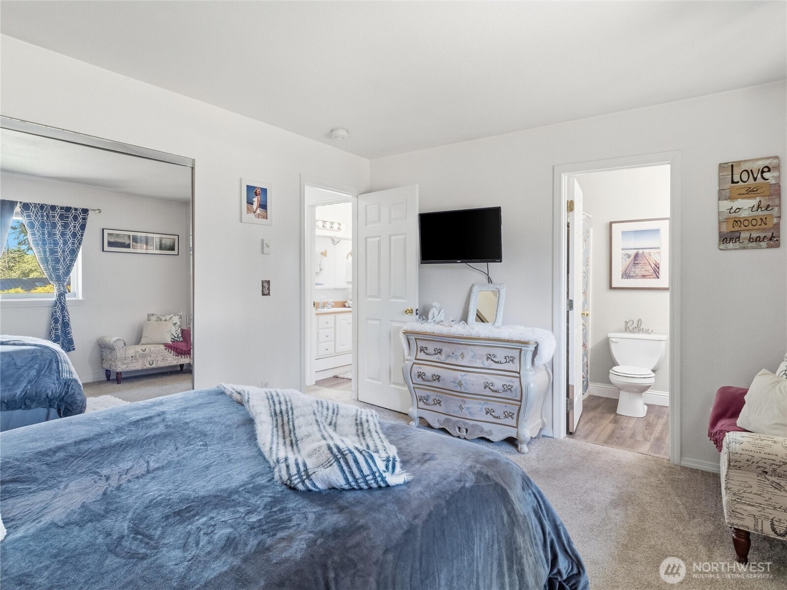654 Woodland Loop Property Photo 17