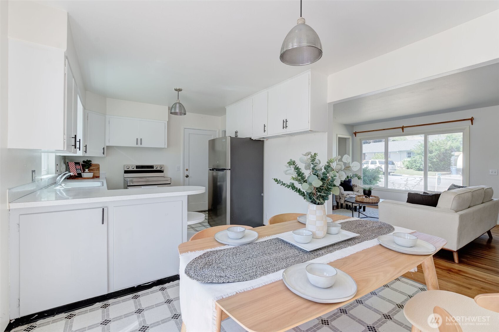 1119 Fuller Street Property Photo 14