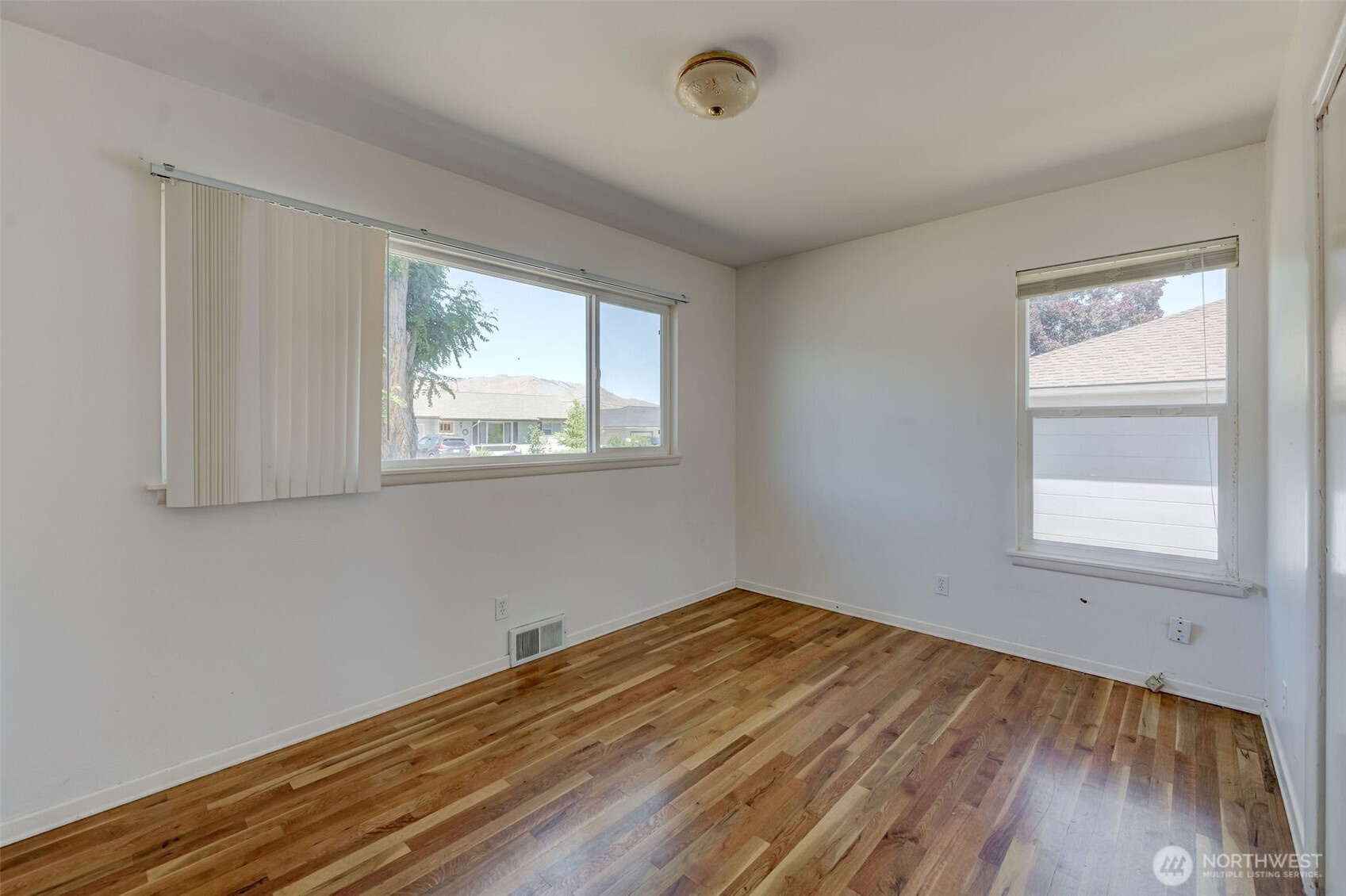 1119 Fuller Street Property Photo 17
