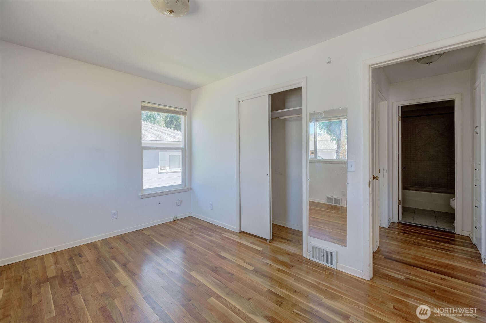 1119 Fuller Street Property Photo 18