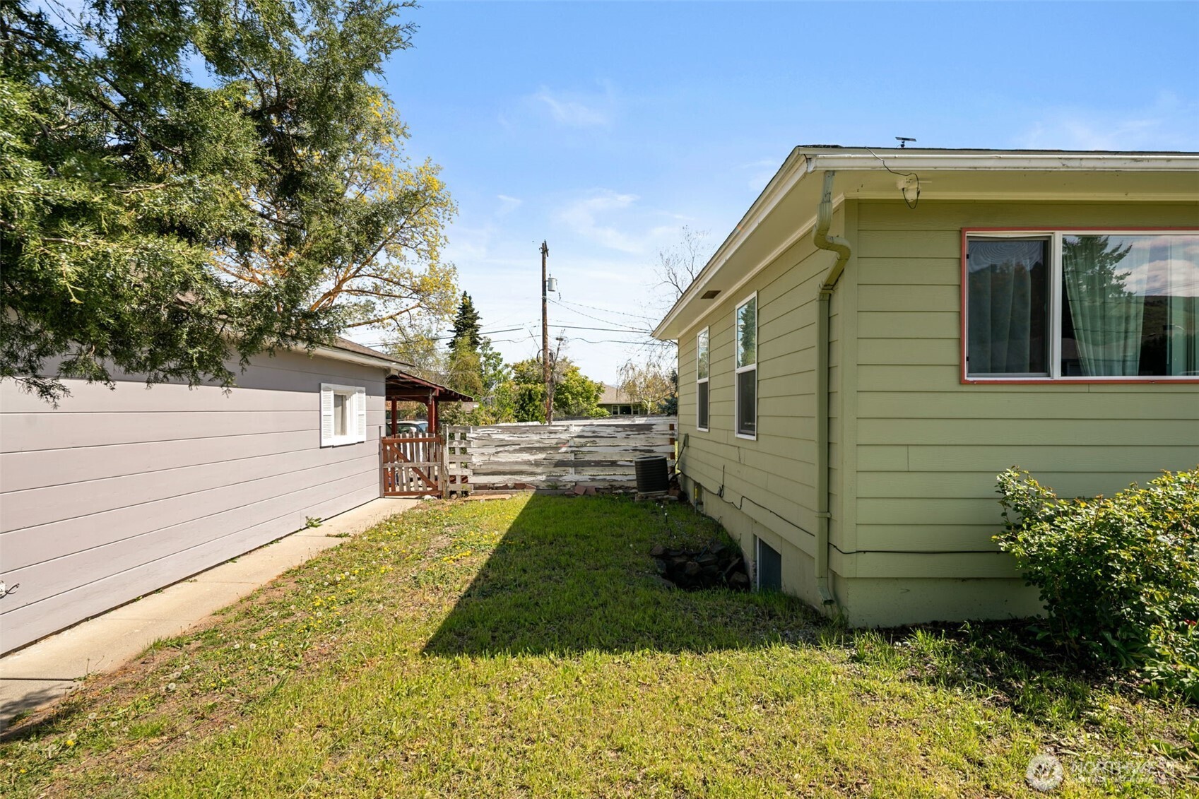 1119 Fuller Street Property Photo 22