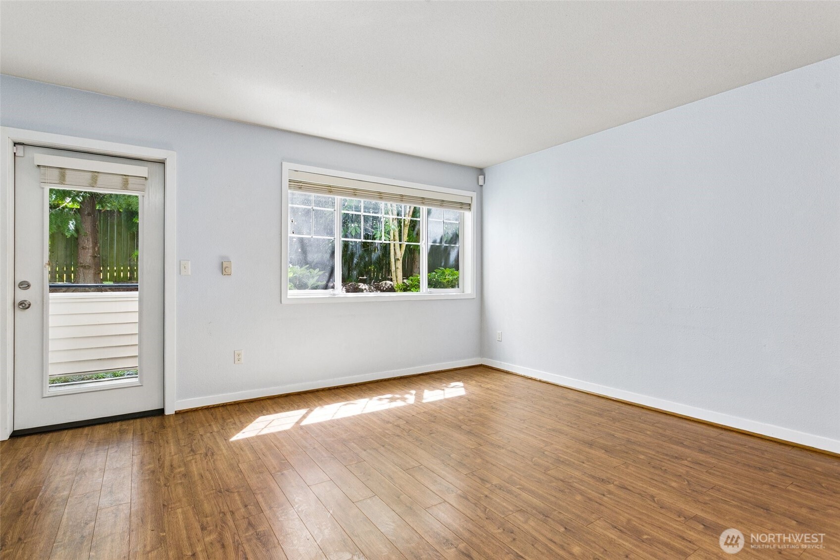 13421 97th Avenue 108 Property Photo 4