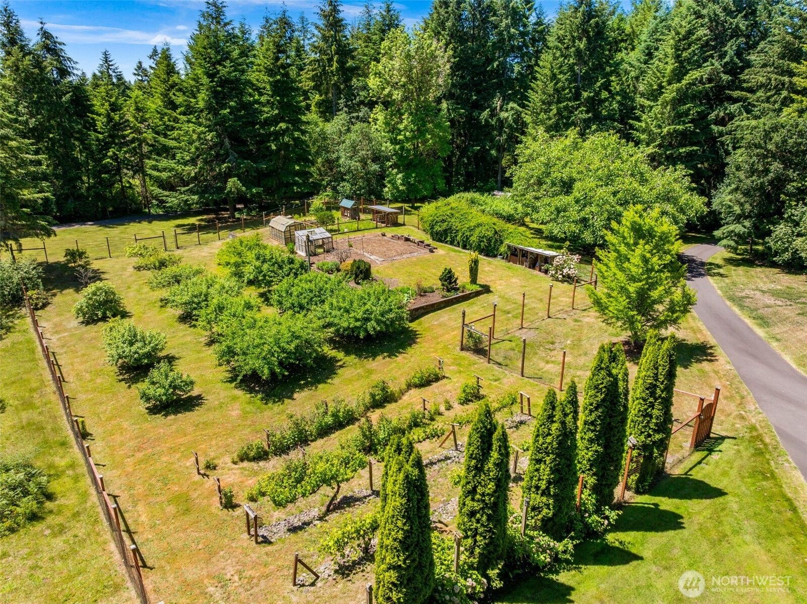11500 Weisenberger Road Property Photo 3