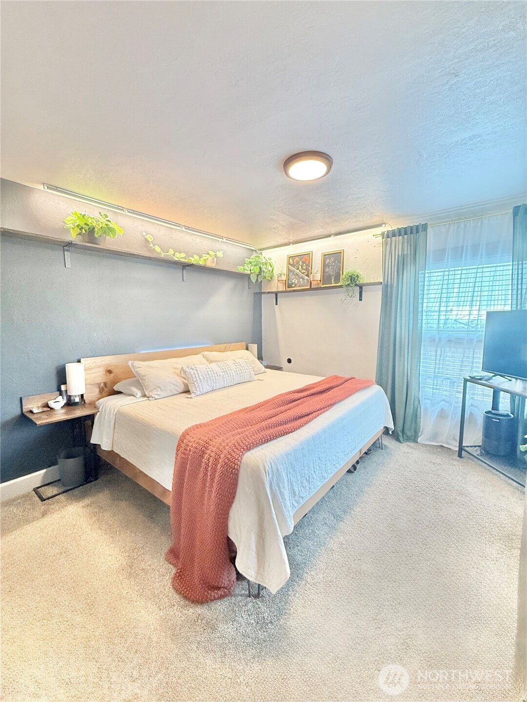 411 Ash Street Property Photo 13
